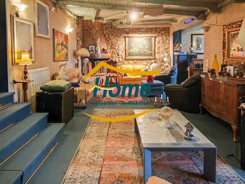 Villa a Gioia del colle in Strada Vicinale Del Medico S.N.C. - Foto 2