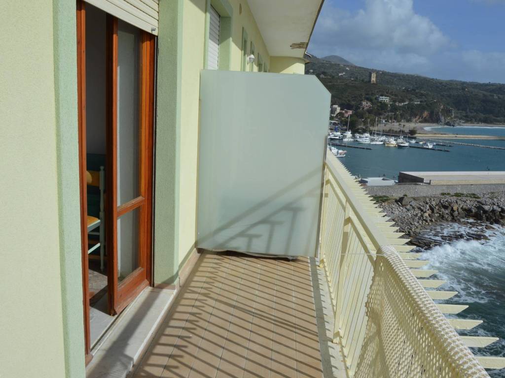 Appartamento a Camerota in Via Porto - Foto 4