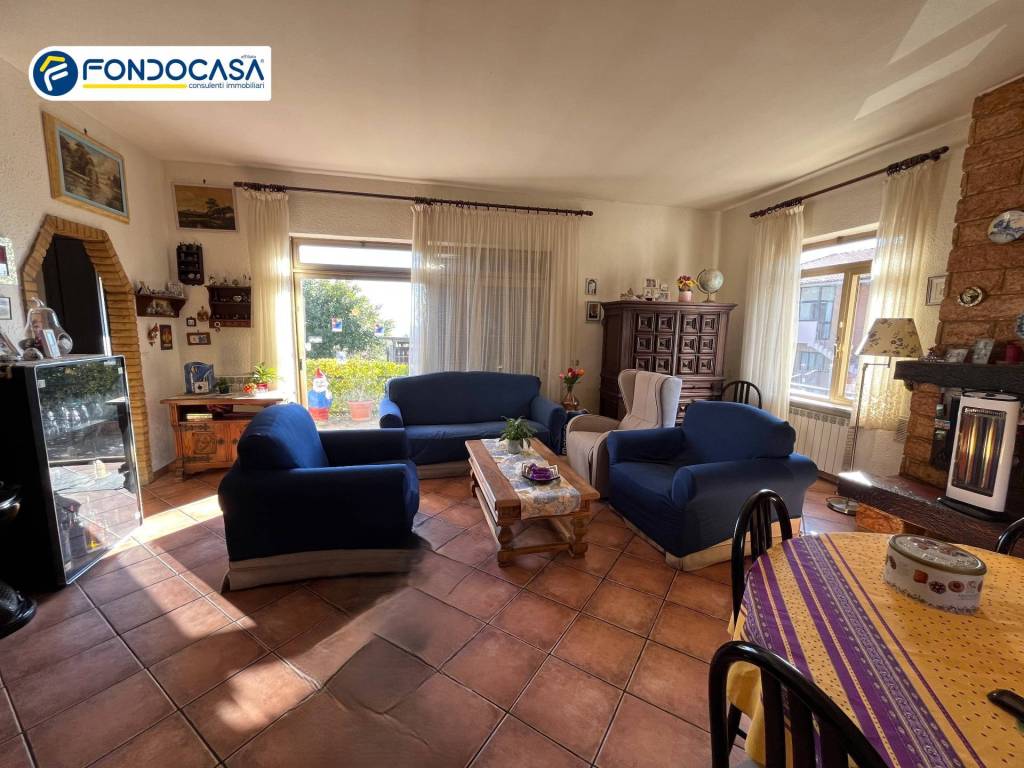 Appartamento a Ceriale in Via Terra Del Sole - Foto 3