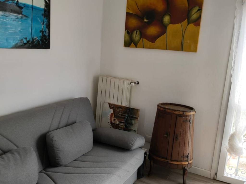 Appartamento a Magenta in Via Edmondo De Amicis - Foto 4