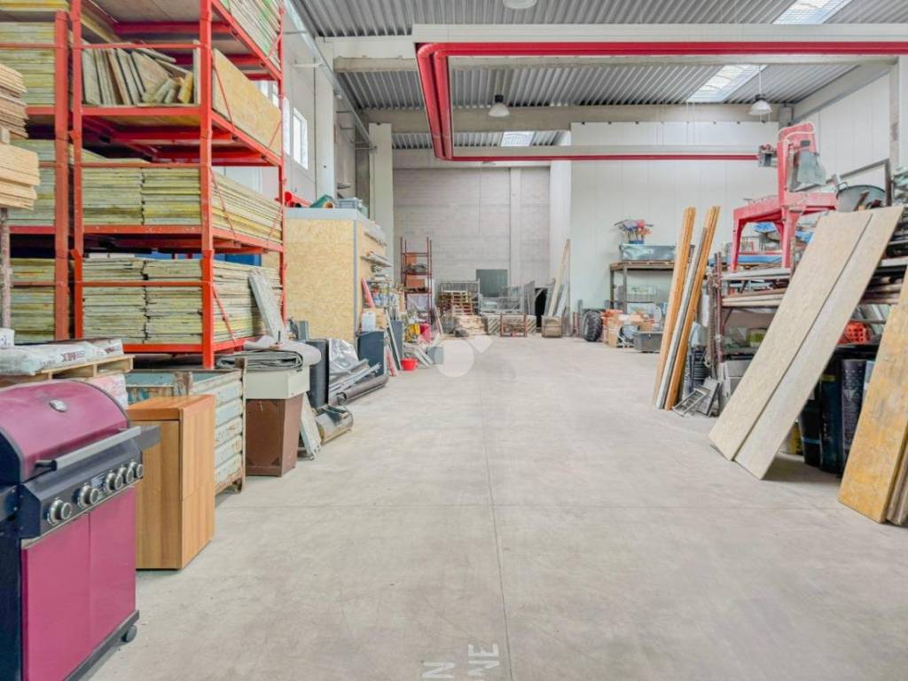 Immobile a Erbusco in Via dell'Industria, 7 - Foto 4