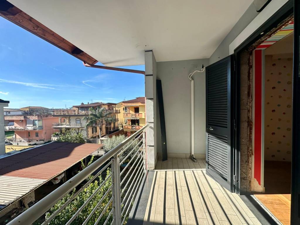 Attico / mansarda a Giugliano in campania in Via Giuseppe Verdi - Foto 2