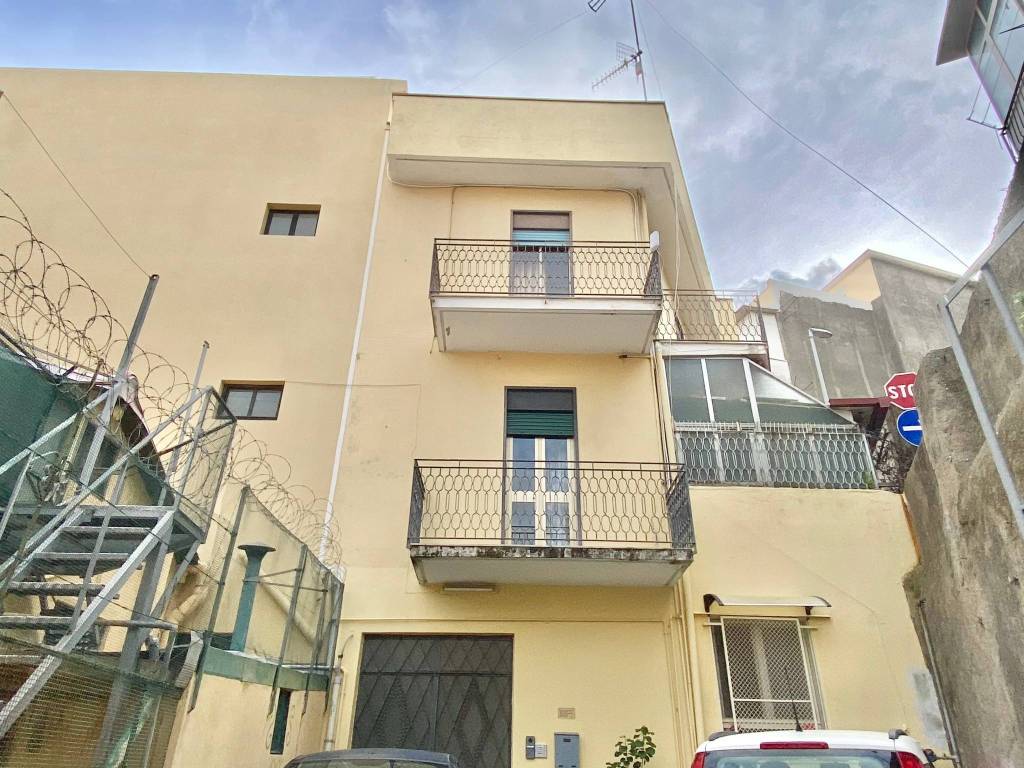 Appartamento a Messina in Via Rimini - Foto 2