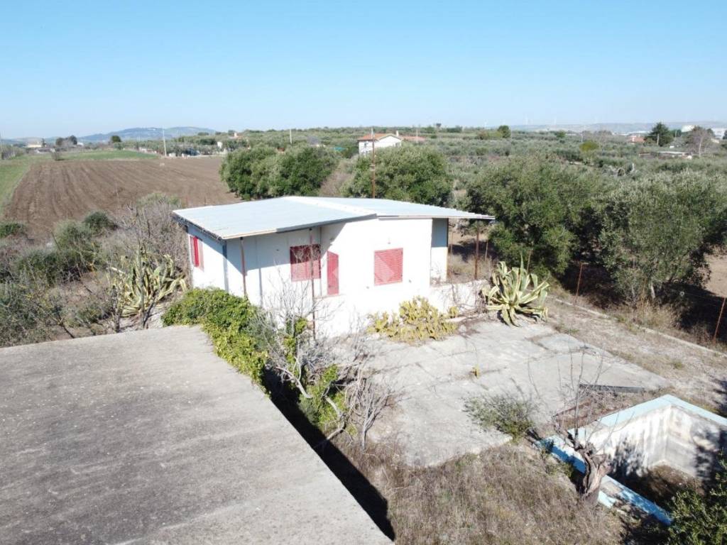 Villa a Matera in C.DA GUIRRO, 1 - Foto 2