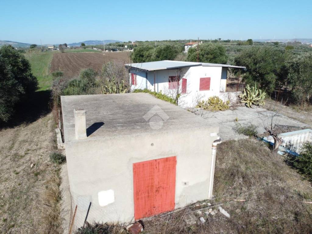Villa a Matera in C.DA GUIRRO, 1 - Foto 4
