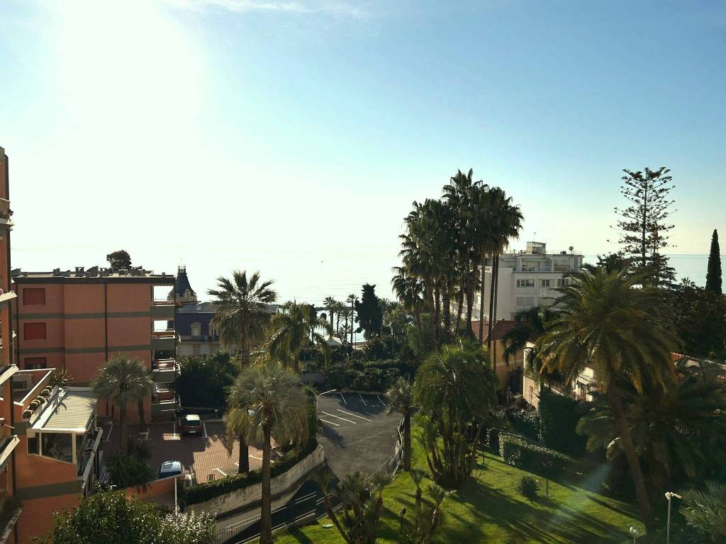 Appartamento a Sanremo in Via Roccasterone, 23 - Foto 3
