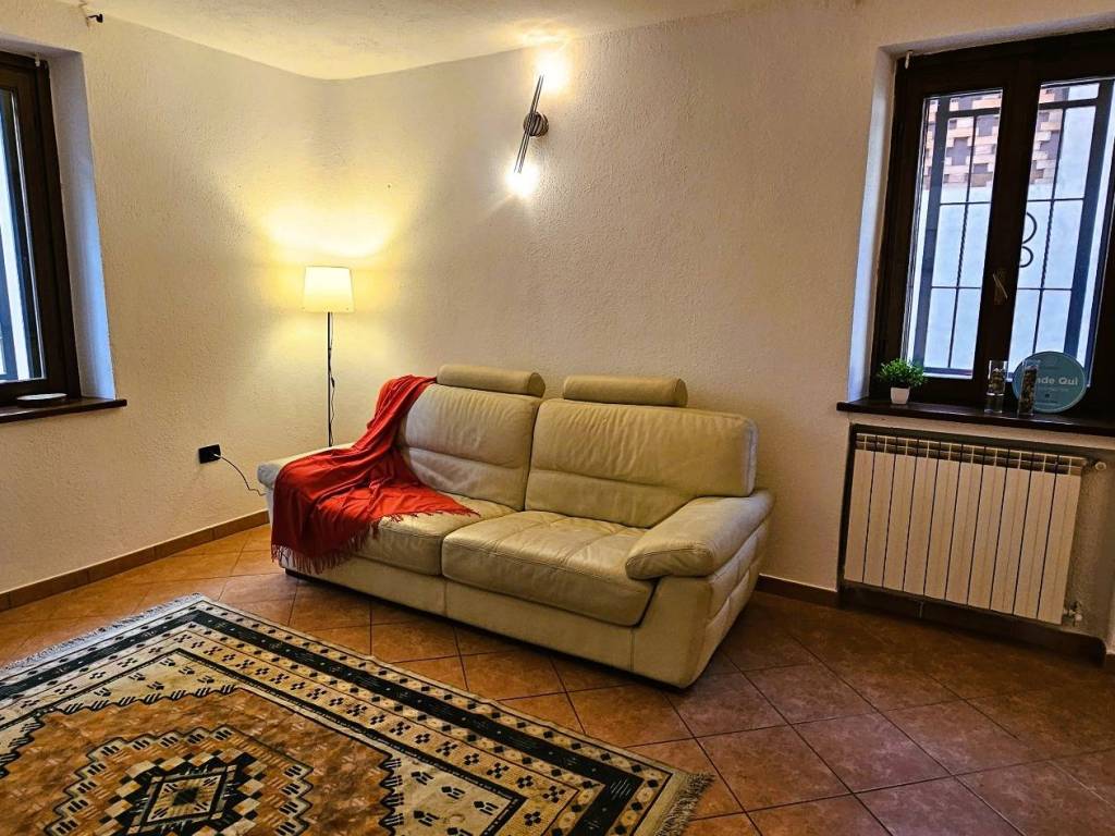 Casa indipendente a Malnate in Via Giuseppe Garibaldi, 5 - Foto 5