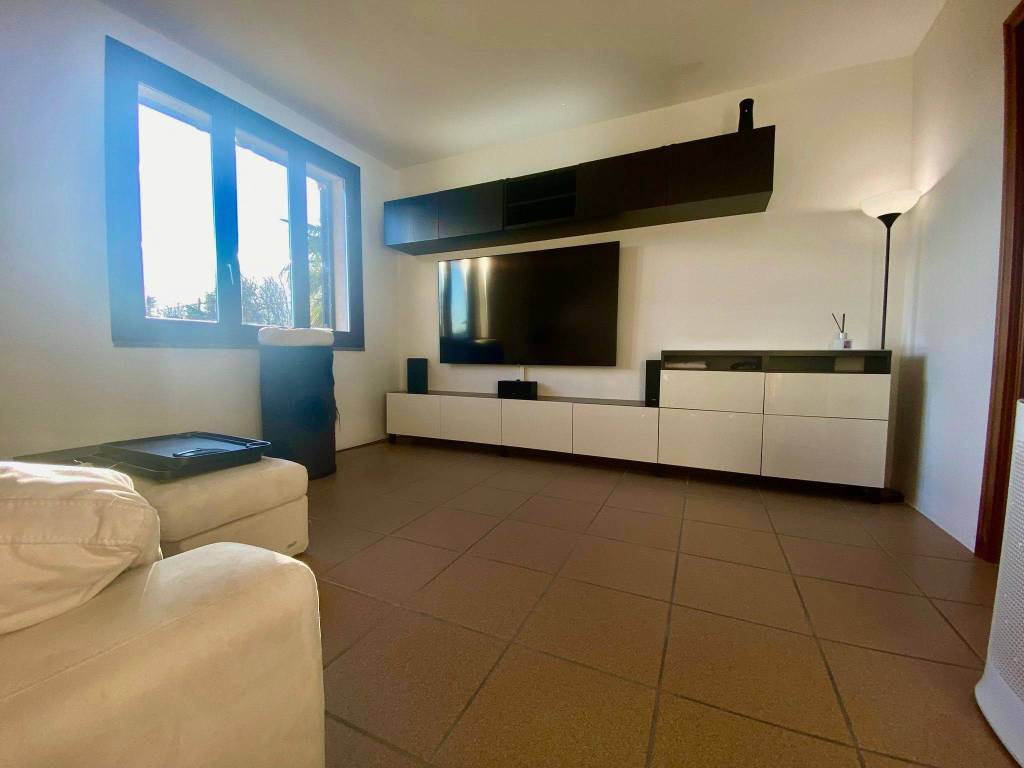 Villa a Olgiate comasco in Via del Castagneto - Foto 3