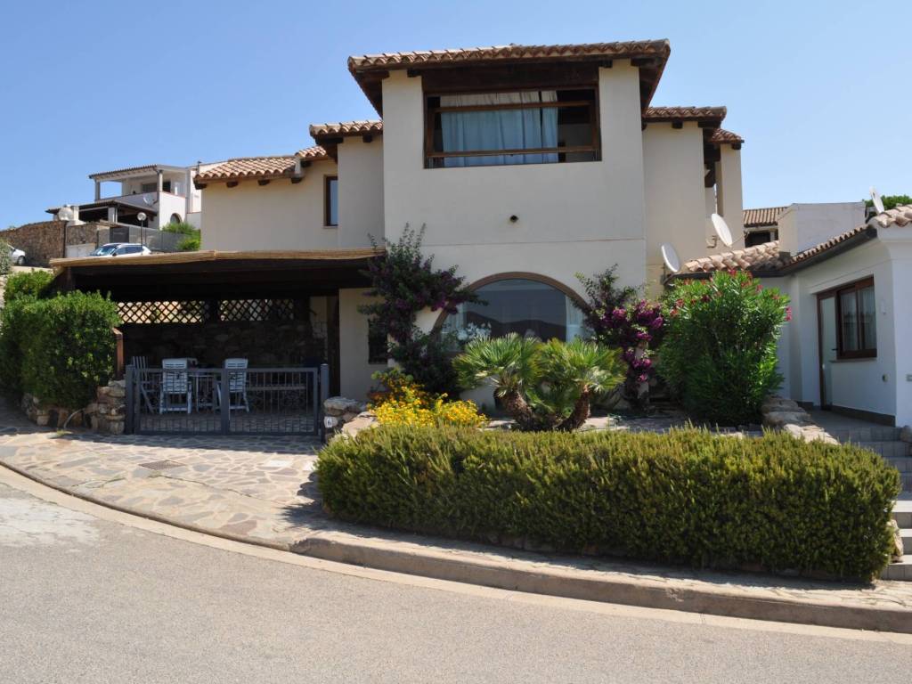 Villa a Golfo aranci in Località Cala Delfino - Foto 2