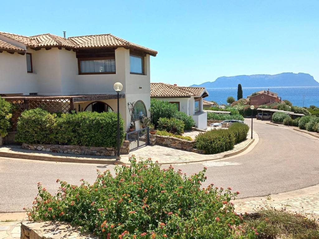 Villa a Golfo aranci in Località Cala Delfino - Foto 3
