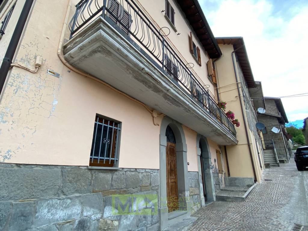 Casa indipendente a Montegallo in Località Piano - Foto 3