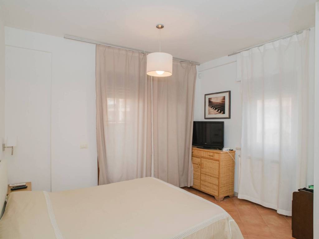 Appartamento a Fiumicino in Via Pierleone Ghezzi - Foto 3