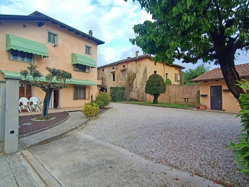 Villa a Gonars in Via Aquileia, 39 - Foto 2