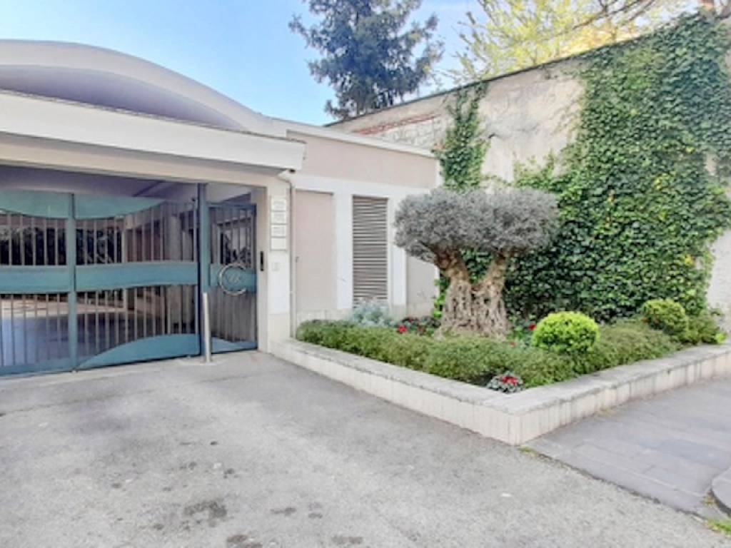 Appartamento a Benevento in Viale degli Atlantici - Foto 4