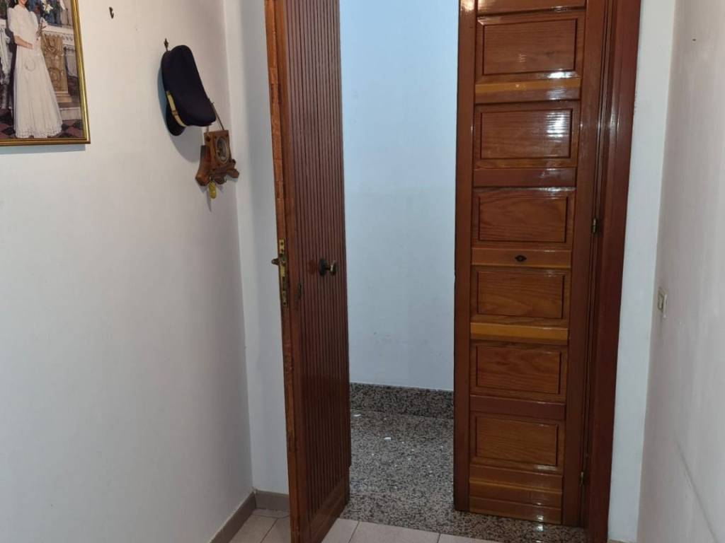 Palazzo / stabile a Campi salentina in Via Pirelli, 128 - Foto 3