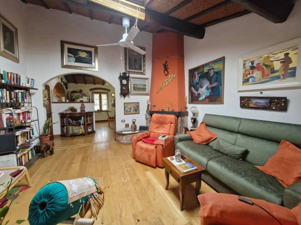 Appartamento a Campiglia marittima in Via delle Lotrine, 11 - Foto 3