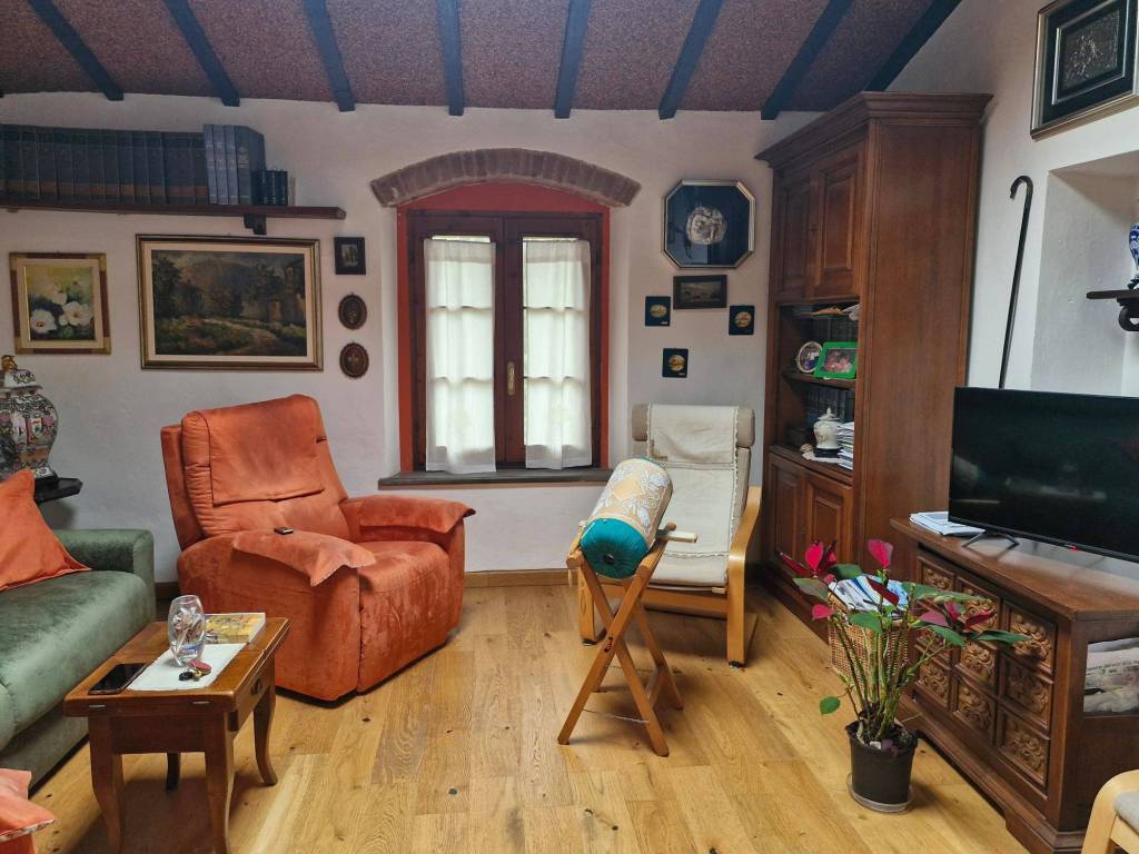 Appartamento a Campiglia marittima in Via delle Lotrine, 11 - Foto 4