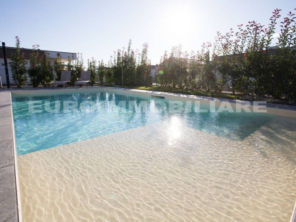 Villa a Castiglione delle stiviere in Via Lonato, 95 - Foto 5
