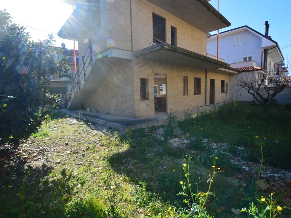 Casa indipendente a San benedetto del tronto in Via Val Sugana - Foto 2