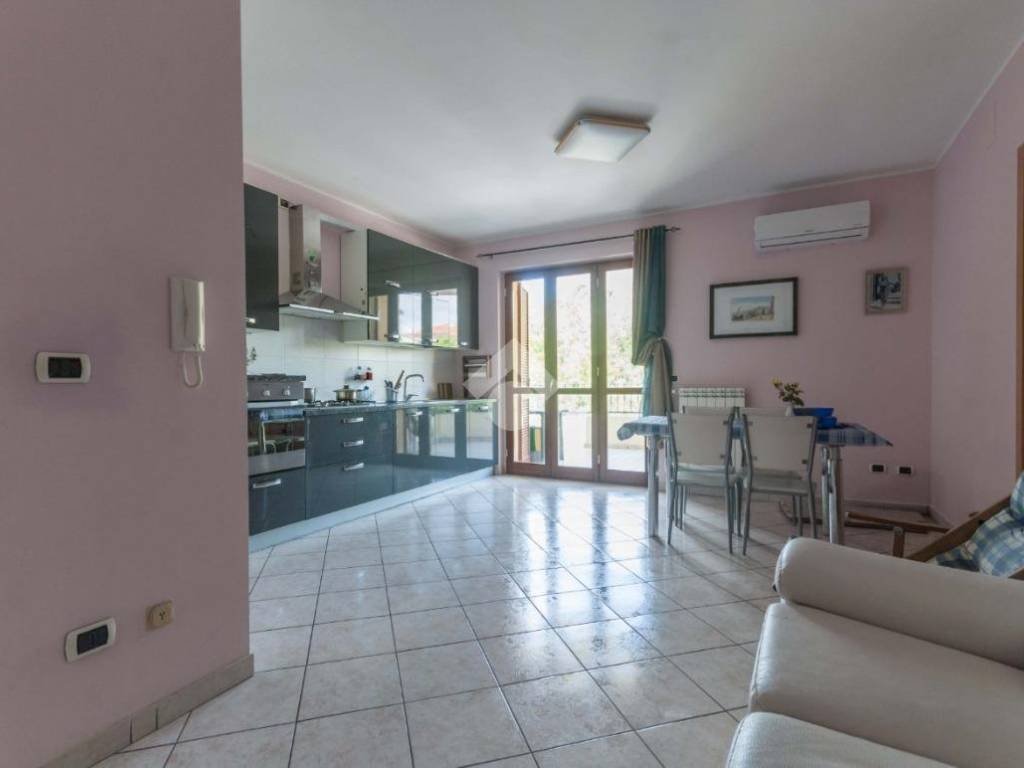 Appartamento a Roseto degli abruzzi in Via G. de Vincentis, 5 - Foto 2