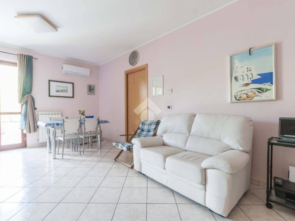 Appartamento a Roseto degli abruzzi in Via G. de Vincentis, 5 - Foto 4