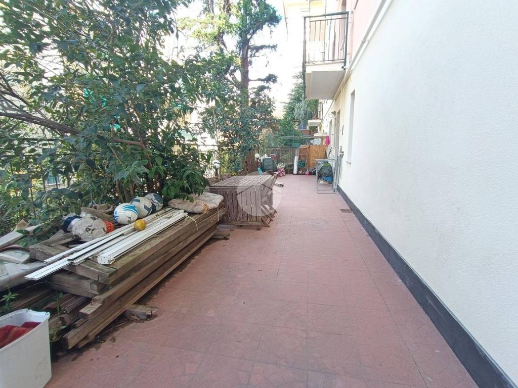 Appartamento a Genova in Via Erpidio Berno, 73 - Foto 2