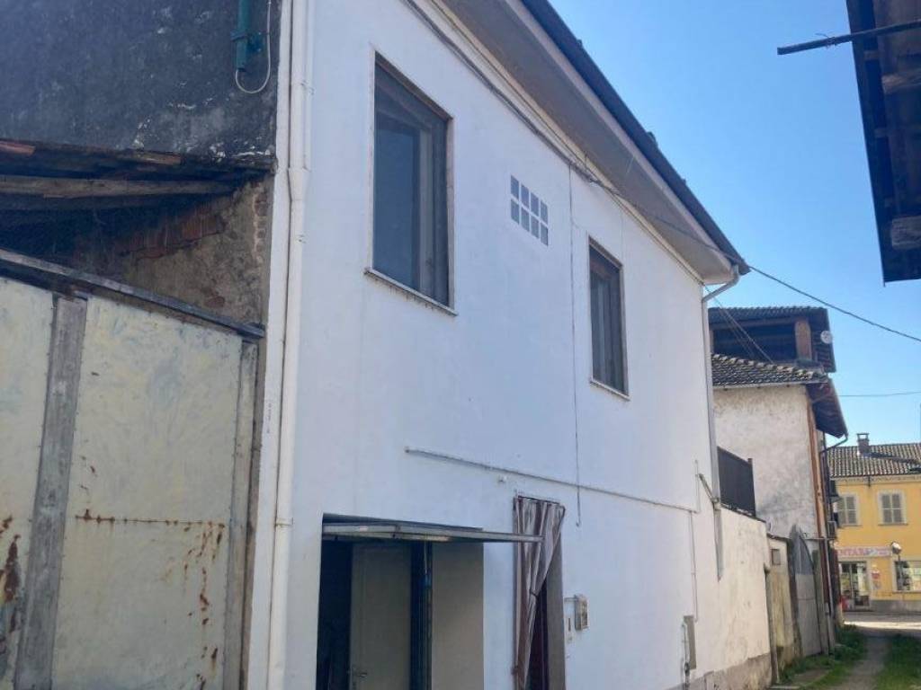 Casa indipendente a Casale monferrato in Via Maestra, 103 - Foto 2