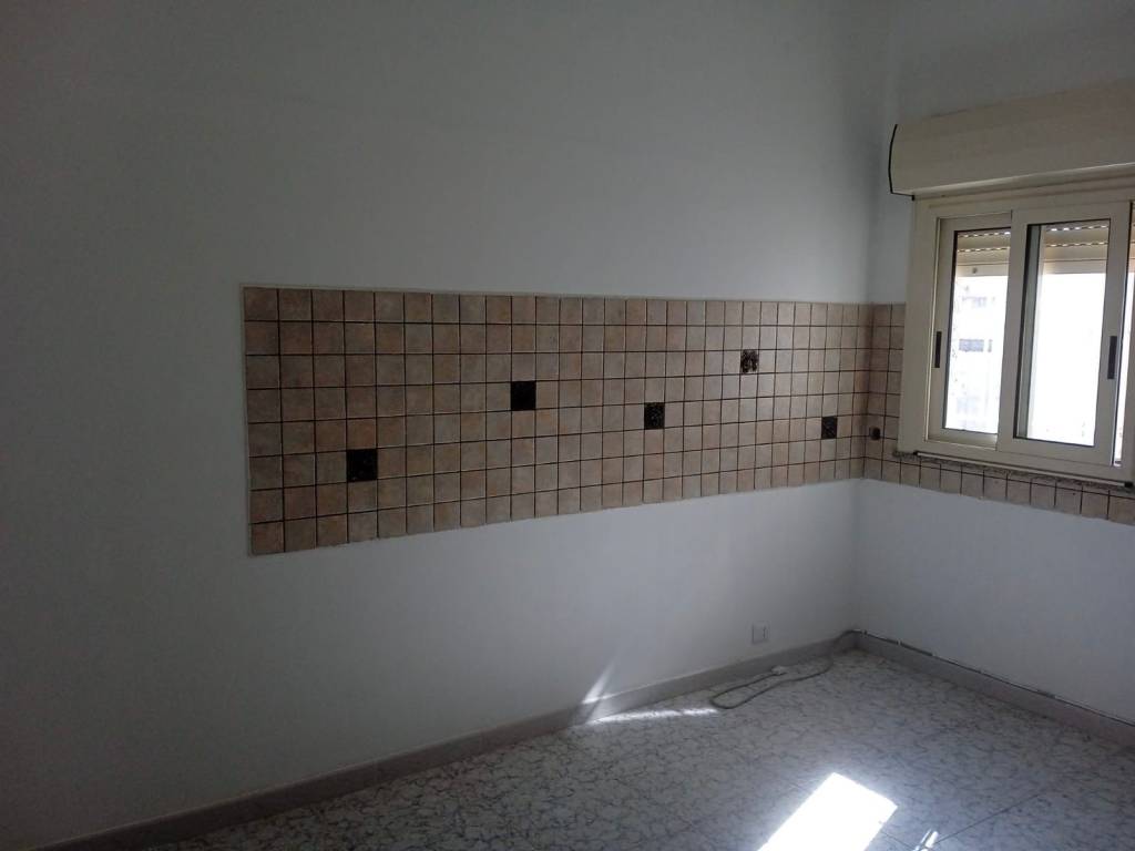 Appartamento a Vittoria in Via Alfredo Cappellini - Foto 3