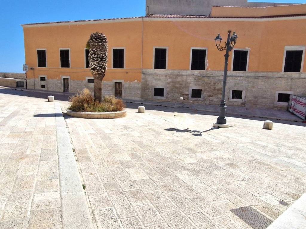 Immobile a Trani in Piazza Sacra Regia Udienza - Foto 5