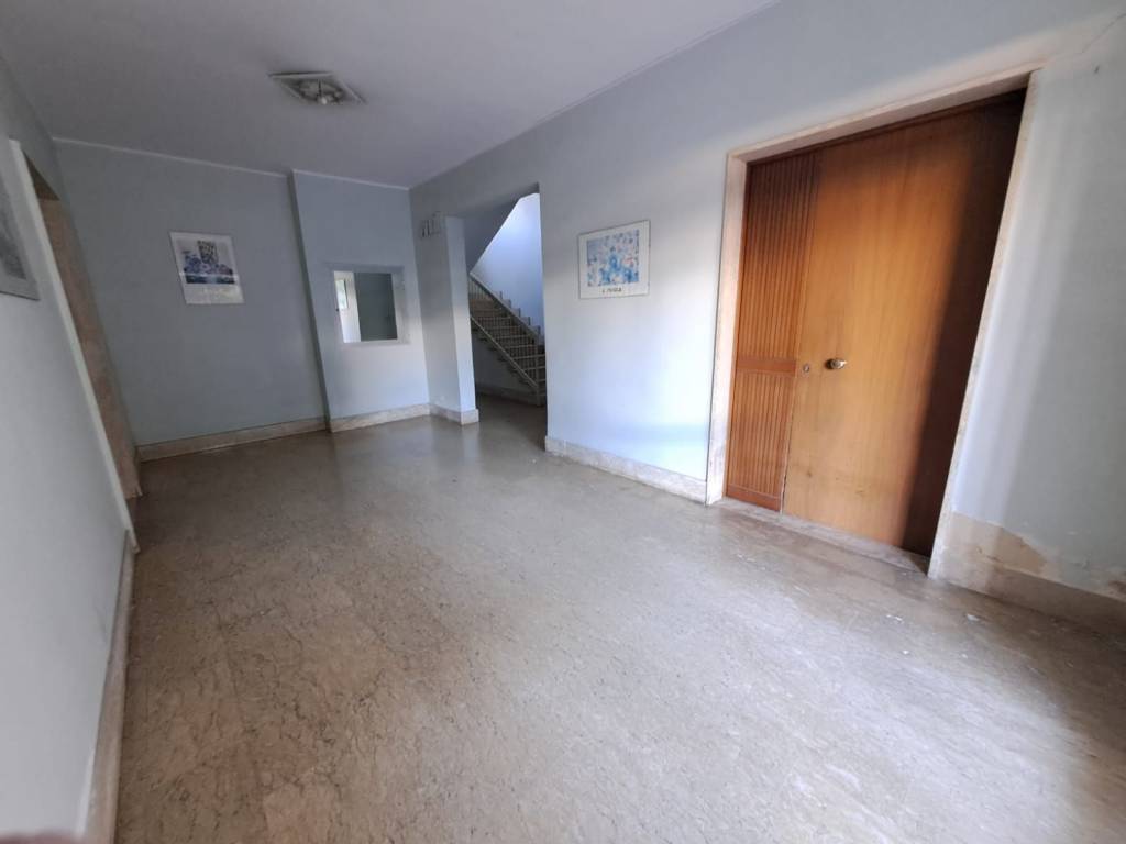 Appartamento a Taranto in Via Medaglie d'Oro, 190 - Foto 3
