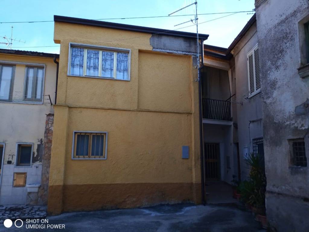 Casa indipendente a Sant'angelo a cupolo in Via Regina Elena - Foto 2