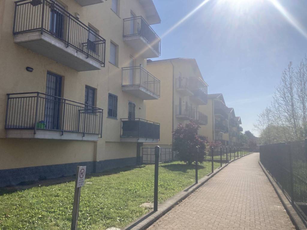 Appartamento a Vidigulfo in Via Angelo Lombardini - Foto 2