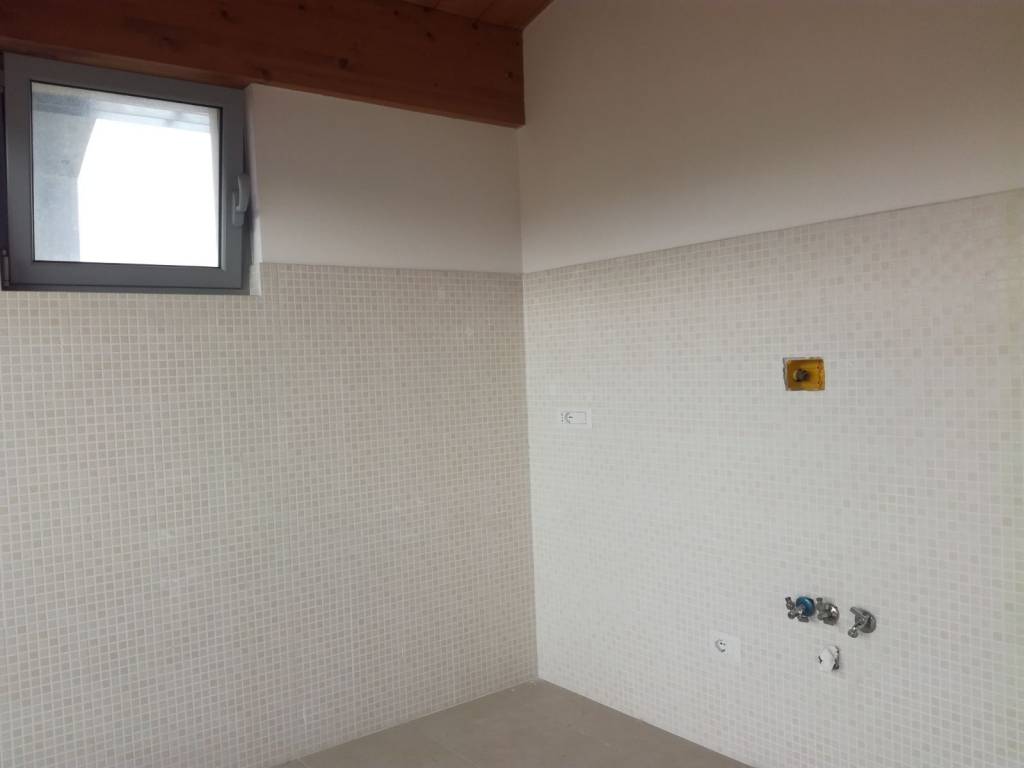 Attico / mansarda a Perugia in Via Leonida Mastrodicasa, 95 - Foto 4