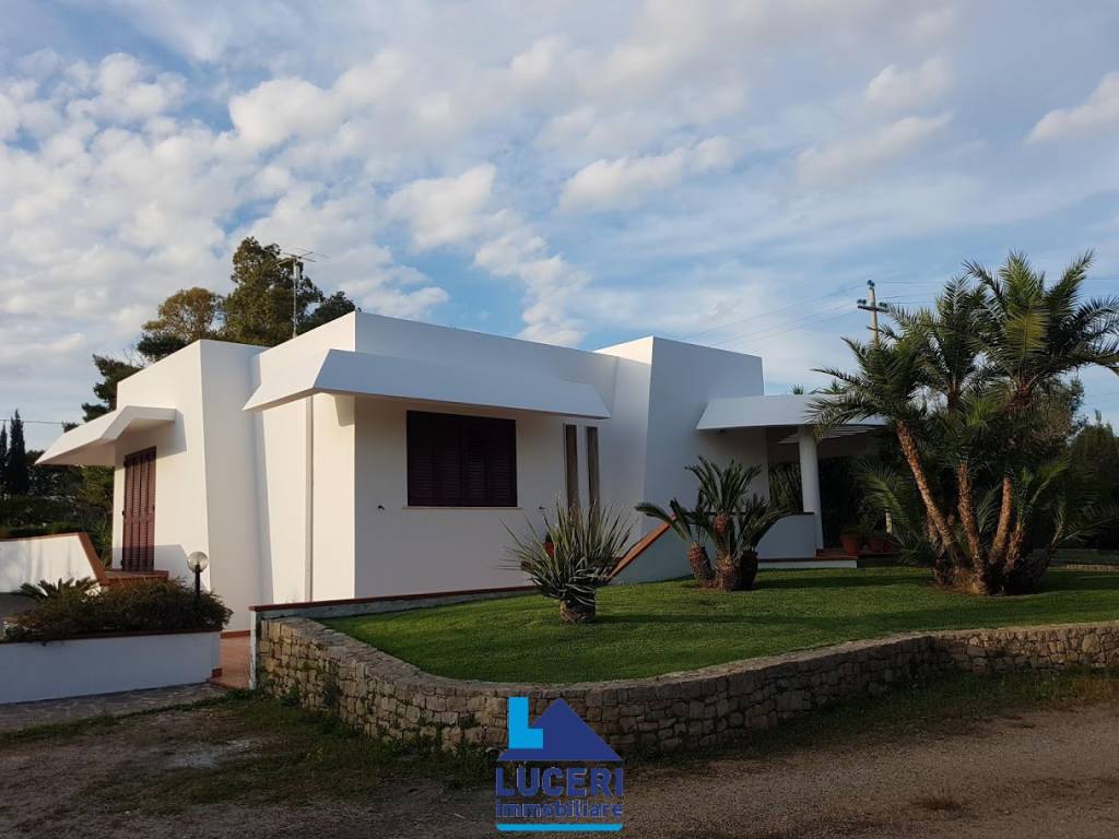 Villa a Parabita in Via Provinciale Tuglie - Foto 2