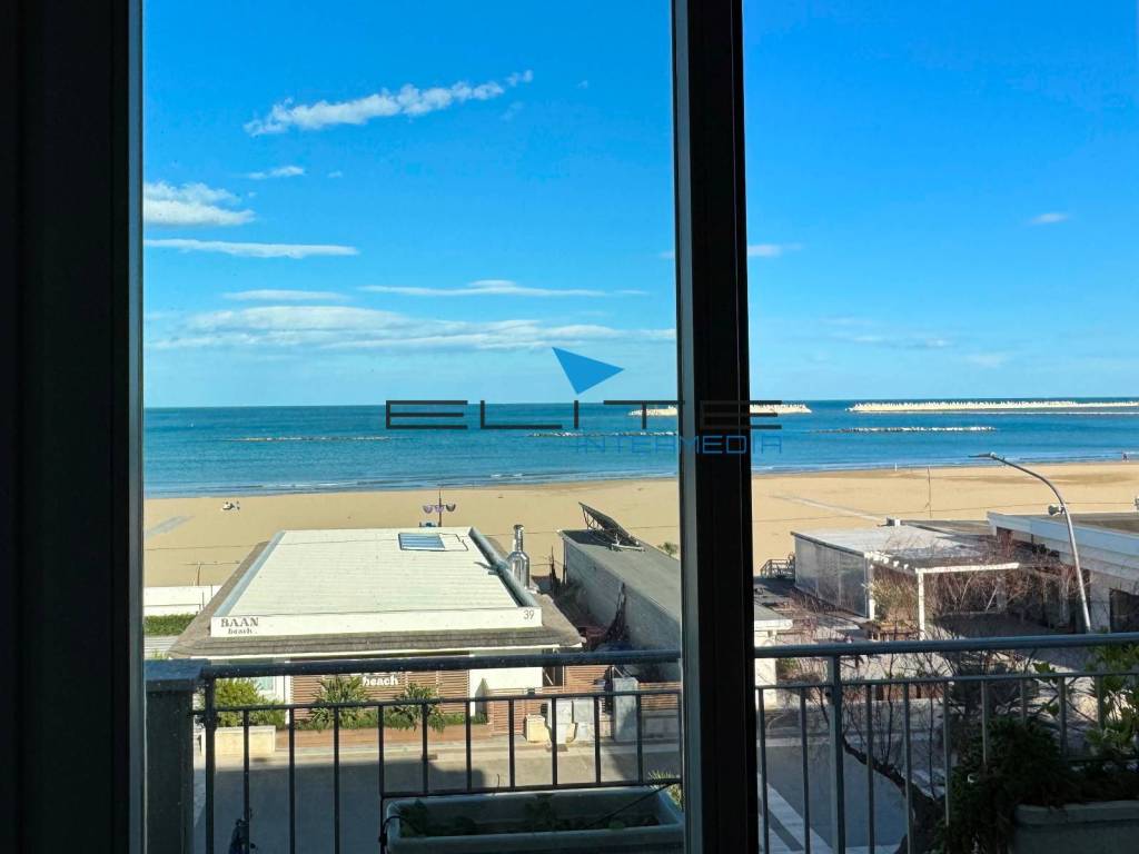 Appartamento a Pescara in Lungomare Matteotti, 23 - Foto 2