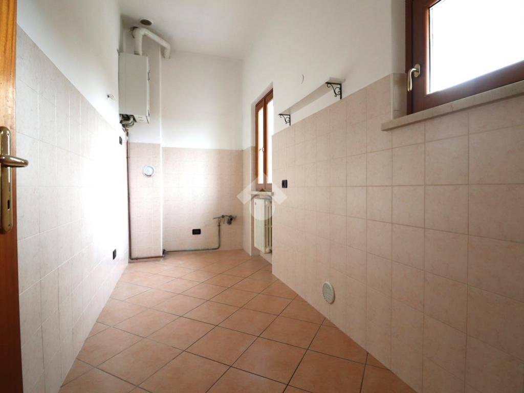 Appartamento a Porto mantovano in VIA Gramsci, 1 - Foto 3