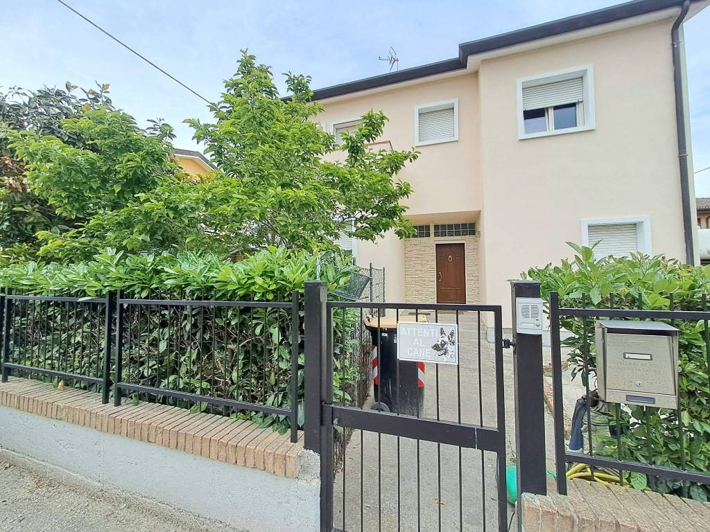 Villa a Rovigo in Via Don Aser Porta - Foto 3