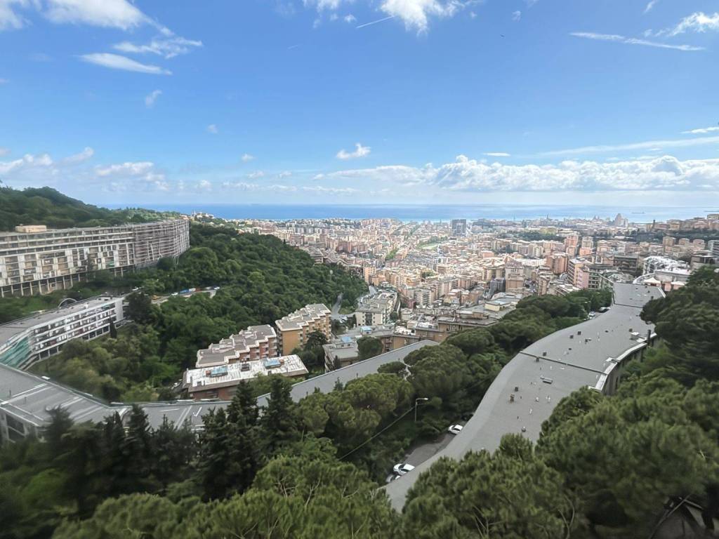Appartamento a Genova in Via Lamberto Loria, 269 - Foto 2