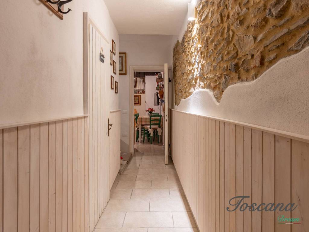 Casa indipendente a Monterotondo marittimo in Via Massimo d'Azeglio, 14 - Foto 5