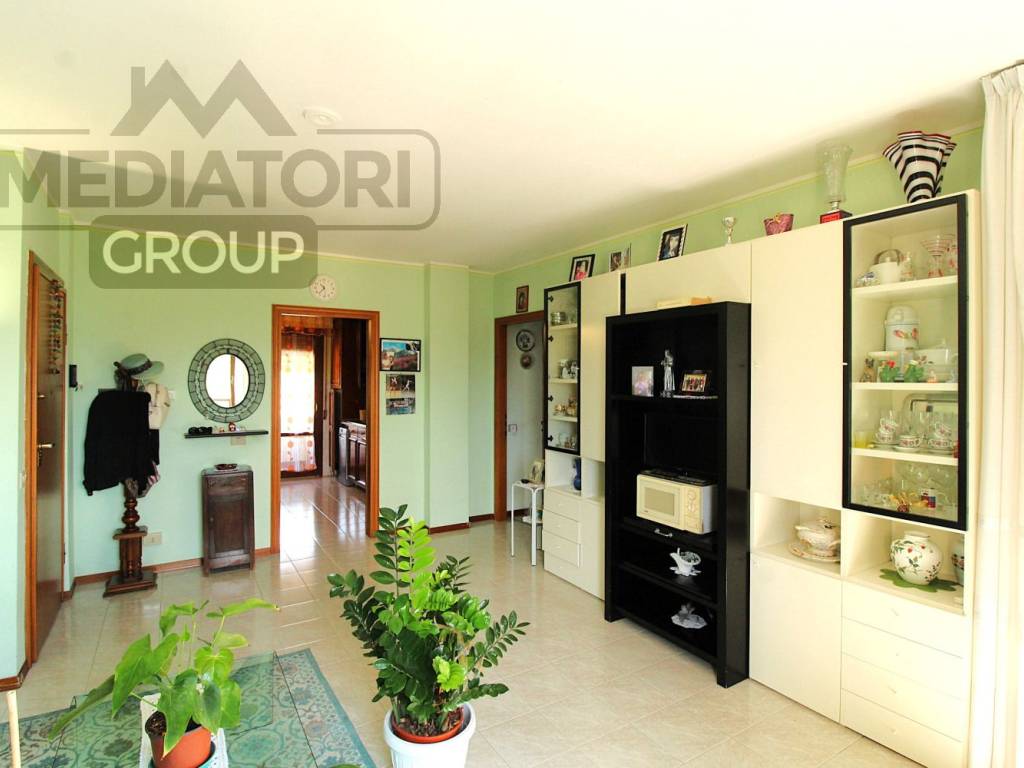 Appartamento a Altopascio in Via Regione Marche, 6 - Foto 2