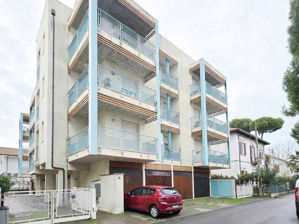 Appartamento a Rimini in Viale Alessandro La Marmora, 18 - Foto 3