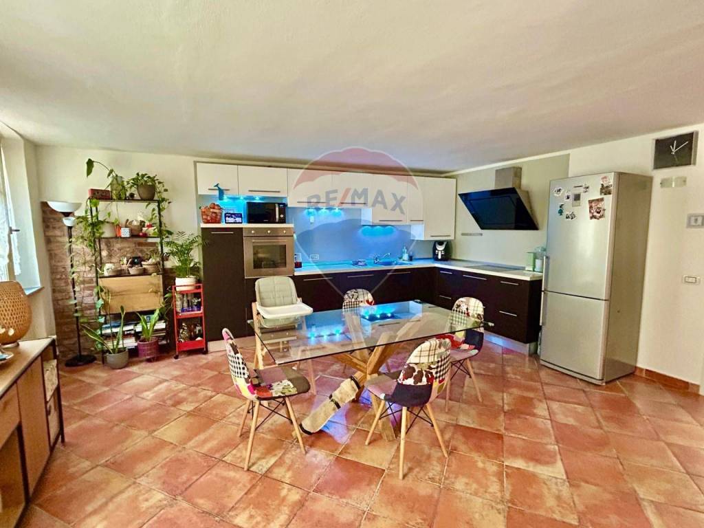 Appartamento a Pavia in via defendente sacchi, 13 - Foto 5