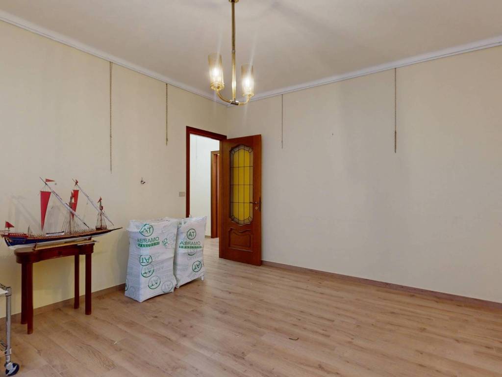 Villa a Moncalieri in Via Luigi Settembrini, 6 - Foto 4