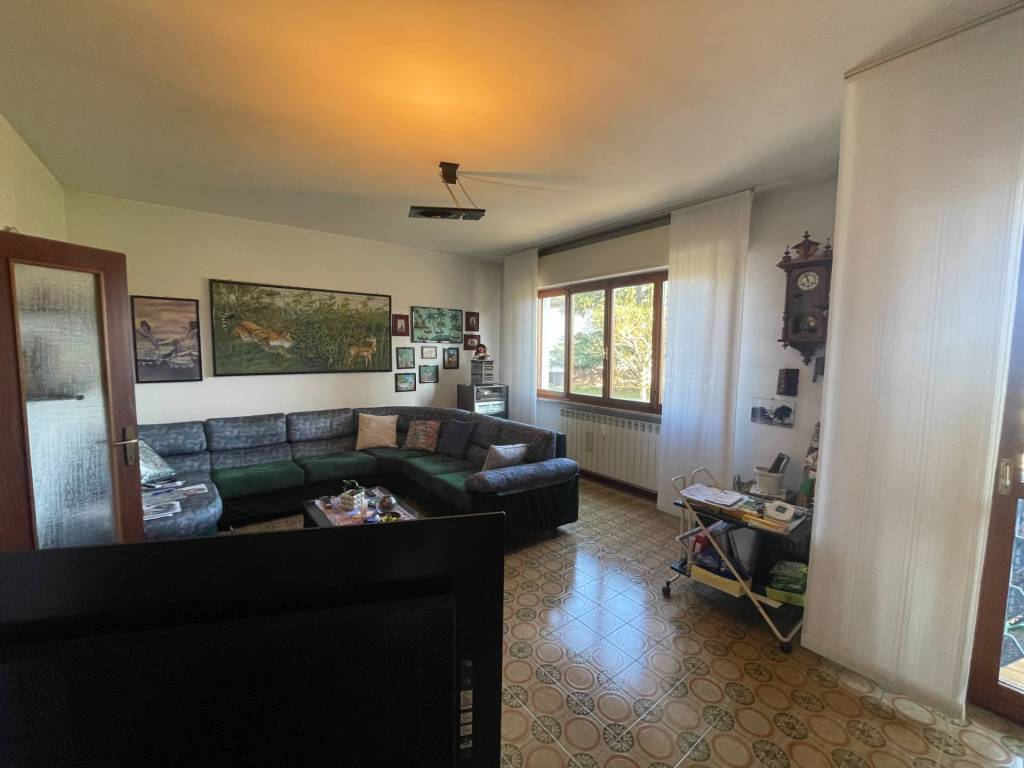 Appartamento a Mossa in via Friul, 21 - Foto 3