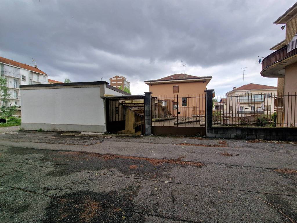 Box / garage a Vercelli in Corso Guglielmo Marconi - Foto 2