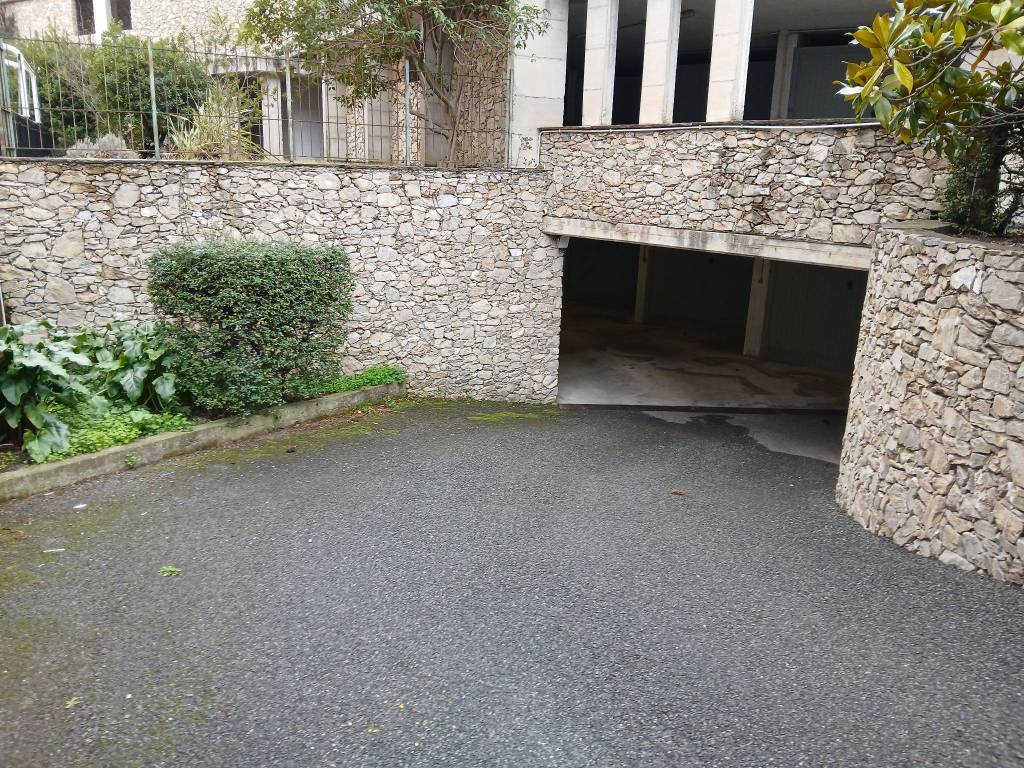 Box / garage a Spotorno in Via Laiolo, 14 - Foto 2