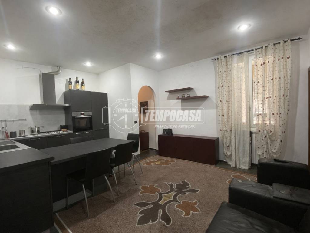 Appartamento a Genova in Via Francesco Anzani 6 - Foto 2