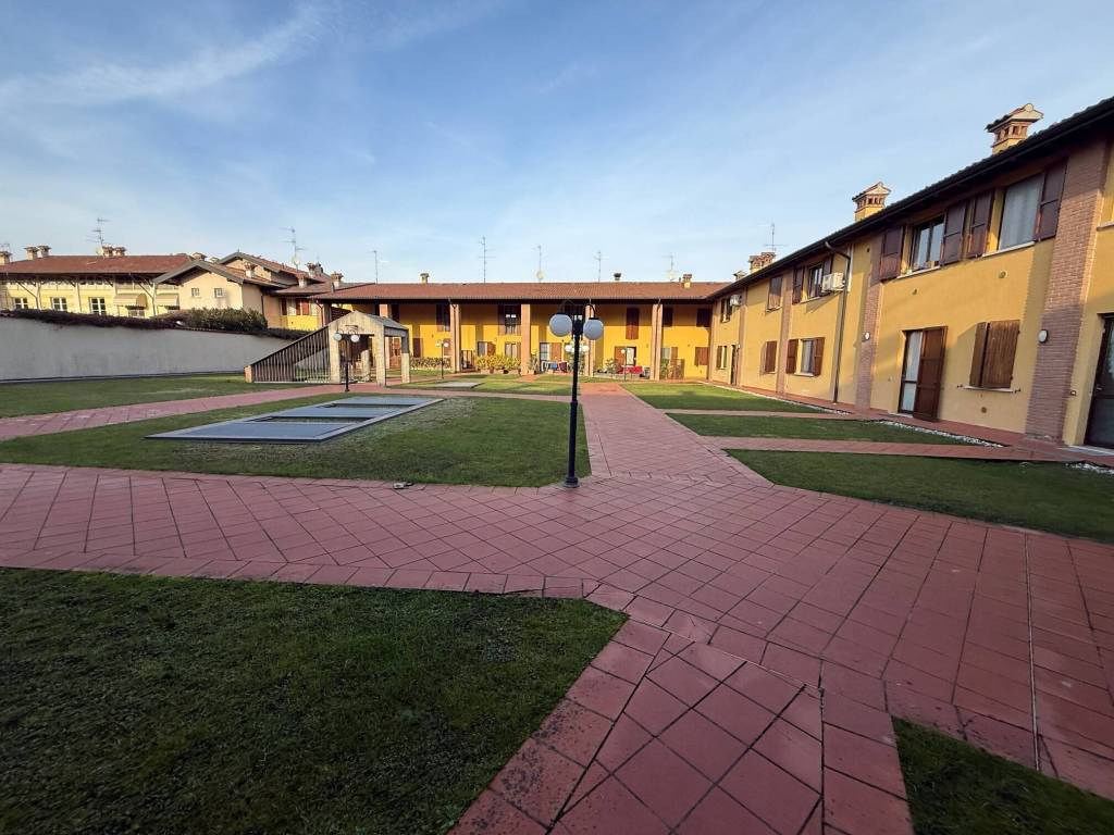 Appartamento a Castegnato in Via Cavour, 127 - Foto 3