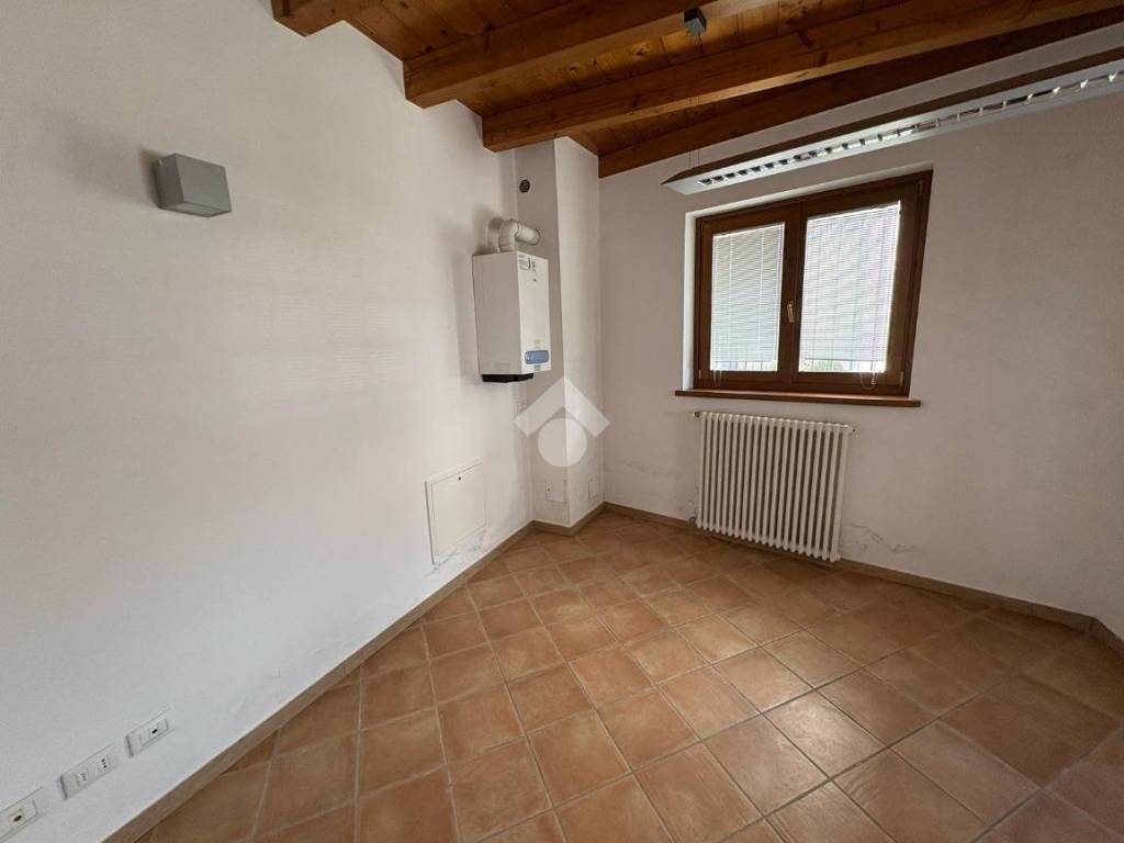 Appartamento a Belluno in VIA LUNGARDO - Foto 4