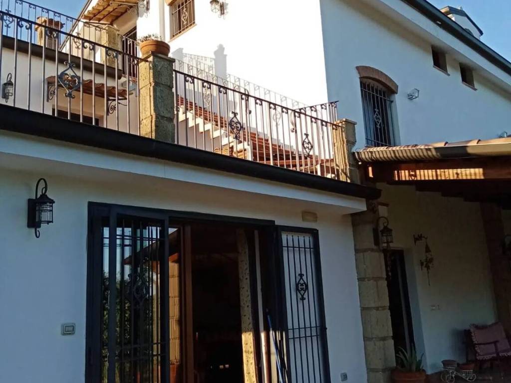 Villa a Alvignano in Miglio Xxv S.N.C. - Foto 2